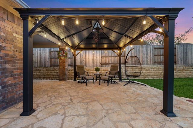 4196 Woodhaven TRL, Round Rock, TX 78665