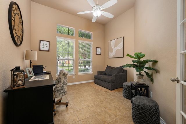4196 Woodhaven TRL, Round Rock, TX 78665