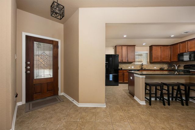 4196 Woodhaven TRL, Round Rock, TX 78665