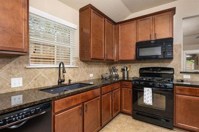 4196 Woodhaven TRL, Round Rock, TX 78665