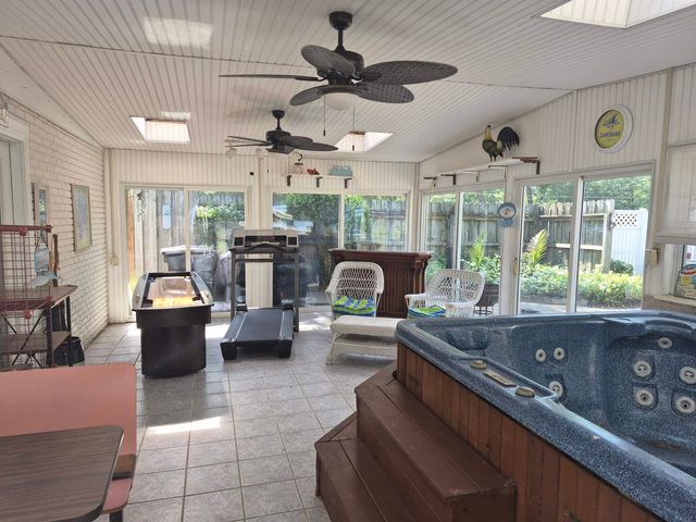 957 Walker Branch Rd., Huntington, WV 25704
