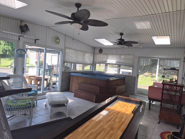 957 Walker Branch Rd., Huntington, WV 25704