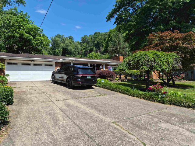 957 Walker Branch Rd., Huntington, WV 25704