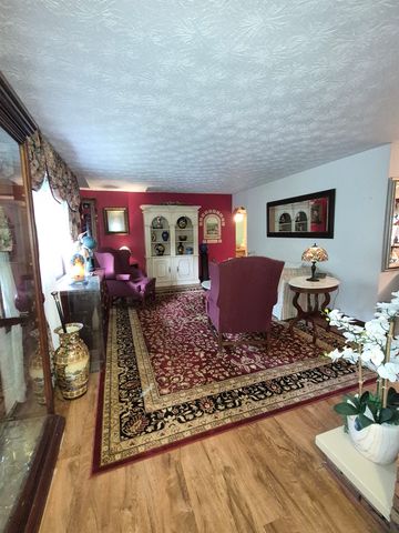 957 Walker Branch Rd., Huntington, WV 25704
