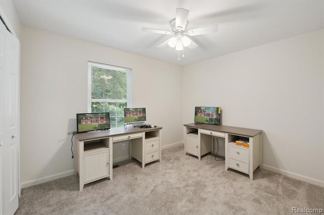 5849 Whispering Oaks Drive, Howell, MI 48855