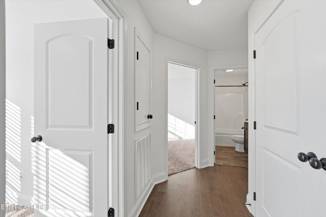 8000 Poplar Grove Lane, Powell, TN 37849