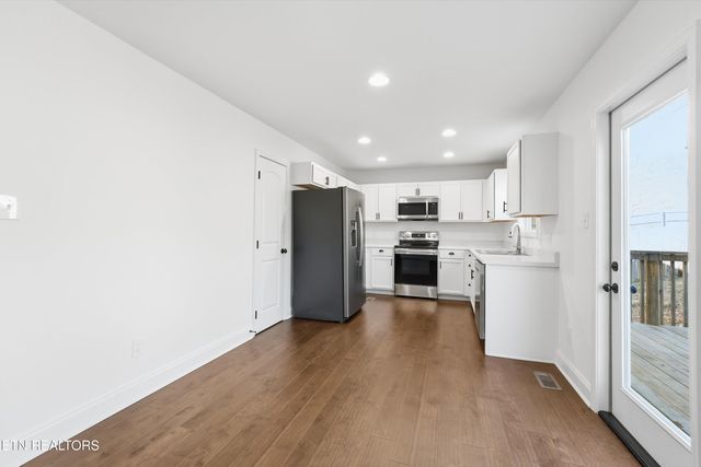 8000 Poplar Grove Lane, Powell, TN 37849