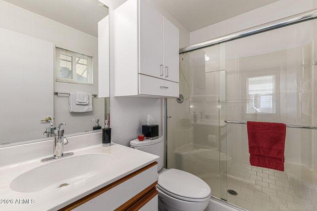 1882 E Colonial Drive, Chandler, AZ 85249