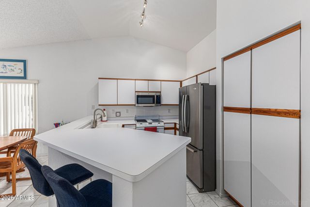 1882 E Colonial Drive, Chandler, AZ 85249