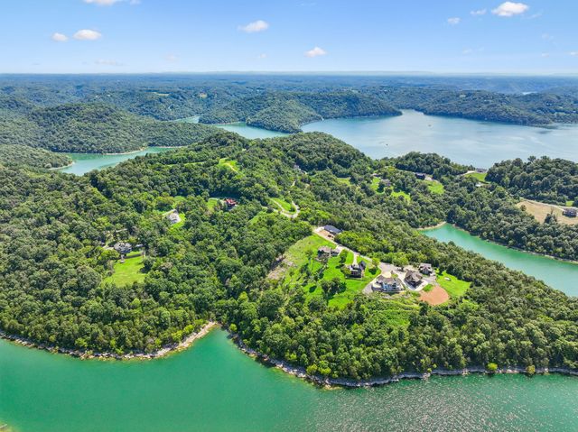 47 Harbor Court, Silver Point, TN 38582