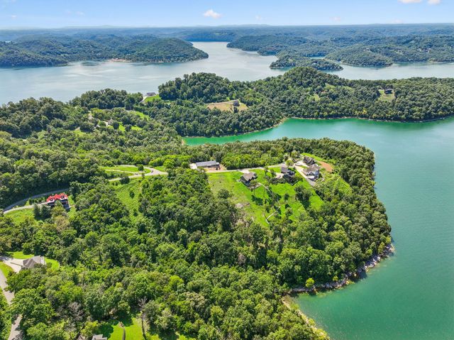 47 Harbor Court, Silver Point, TN 38582