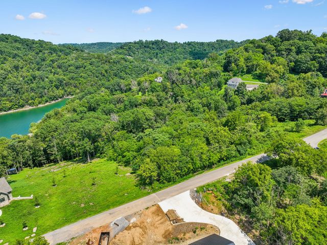 47 Harbor Court, Silver Point, TN 38582