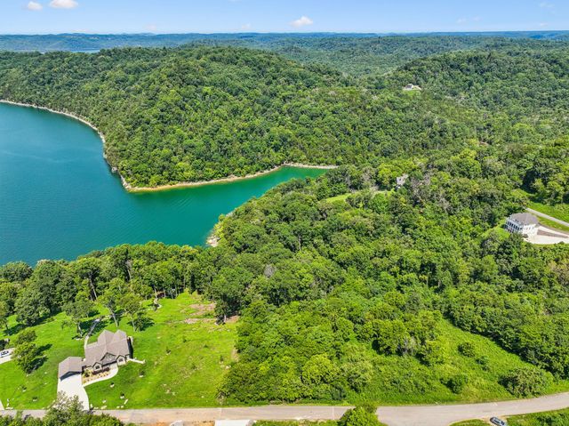 47 Harbor Court, Silver Point, TN 38582