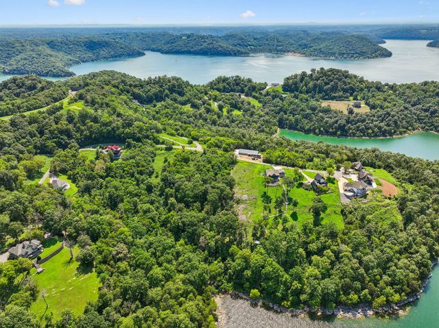 47 Harbor Court, Silver Point, TN 38582
