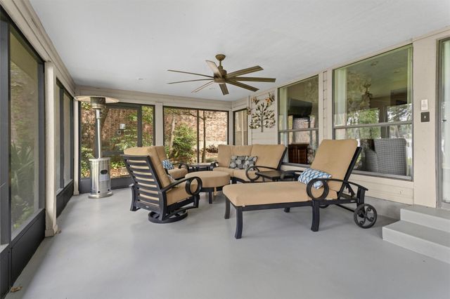 15749 Lakeway Drive, Willis, TX 77318