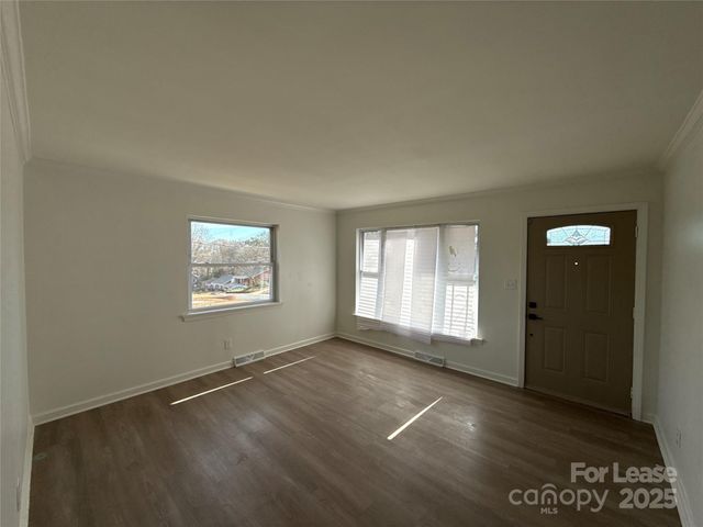 1928 Russell Avenue, Charlotte, NC 28216