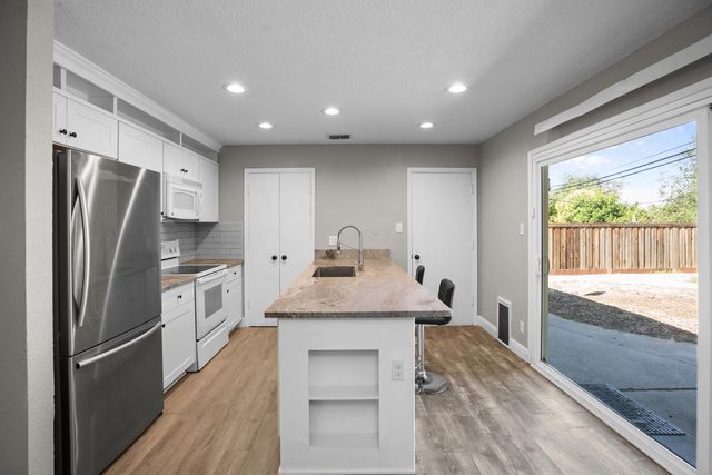 6013 Keats Cir, Orangevale, CA 95662