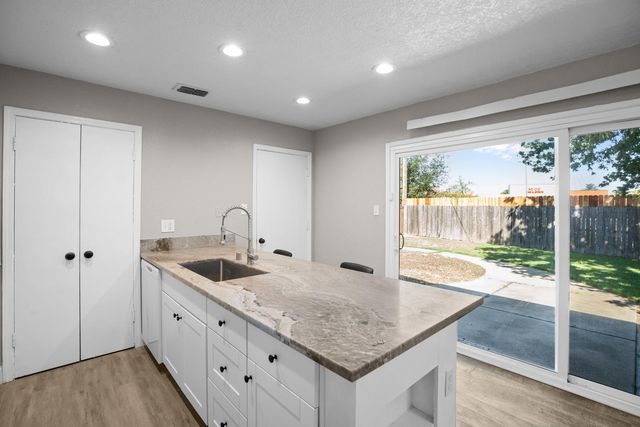 6013 Keats Cir, Orangevale, CA 95662