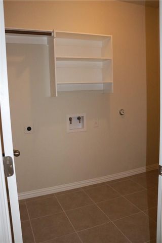 913 Wolcott DR, Leander, TX 78641