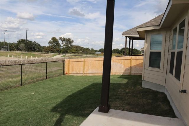 913 Wolcott DR, Leander, TX 78641