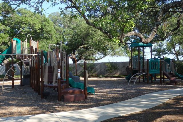 913 Wolcott DR, Leander, TX 78641