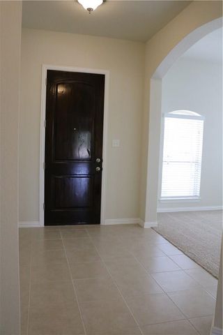 913 Wolcott DR, Leander, TX 78641