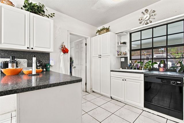 20001 Ranch Rd, Cutler Bay, FL 33189