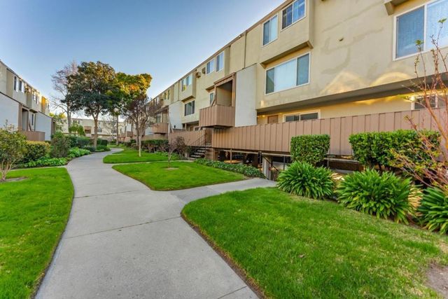 410 Auburn Way 19, San Jose, CA 95129