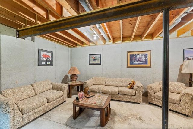 34808 E 339th Street, Garden City, MO 64747