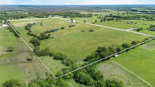 34808 E 339th Street, Garden City, MO 64747
