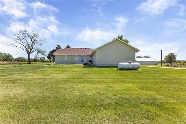 34808 E 339th Street, Garden City, MO 64747