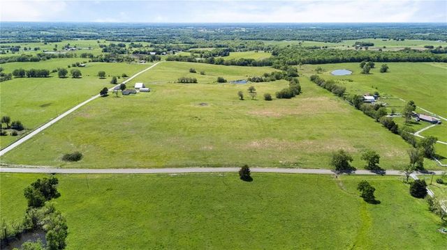 34808 E 339th Street, Garden City, MO 64747