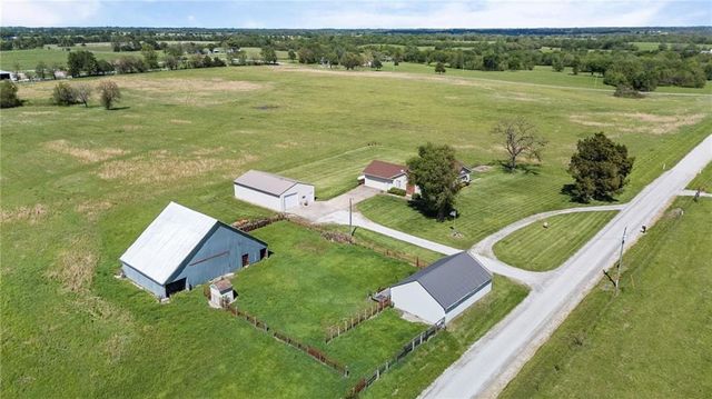 34808 E 339th Street, Garden City, MO 64747