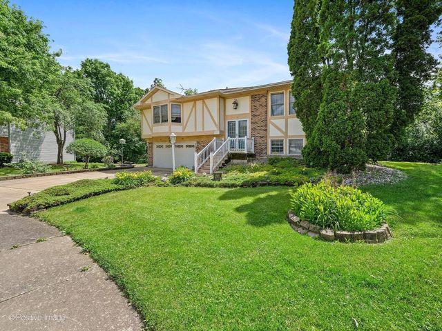 305 Sulgrave Court, Bolingbrook, IL 60440