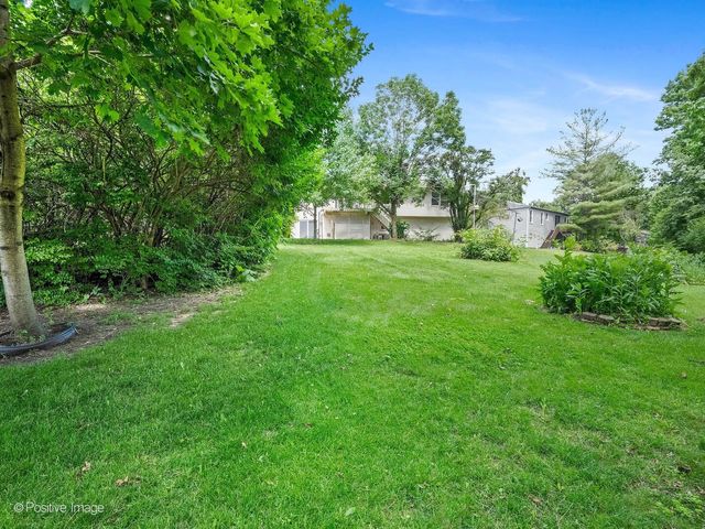 305 Sulgrave Court, Bolingbrook, IL 60440