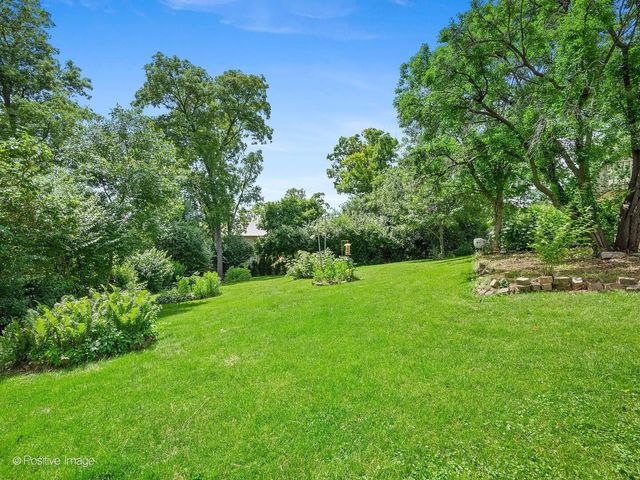 305 Sulgrave Court, Bolingbrook, IL 60440