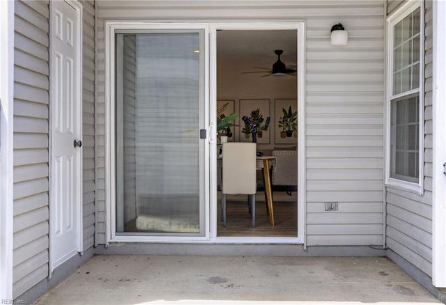 616 Shoreham Ct Apt 104, Virginia Beach, VA 23451