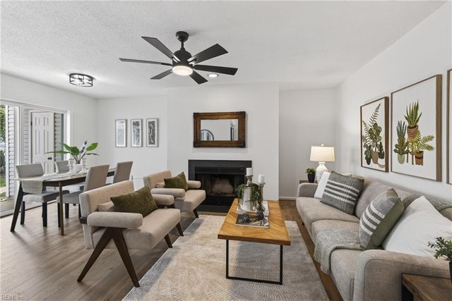 616 Shoreham Ct Apt 104, Virginia Beach, VA 23451