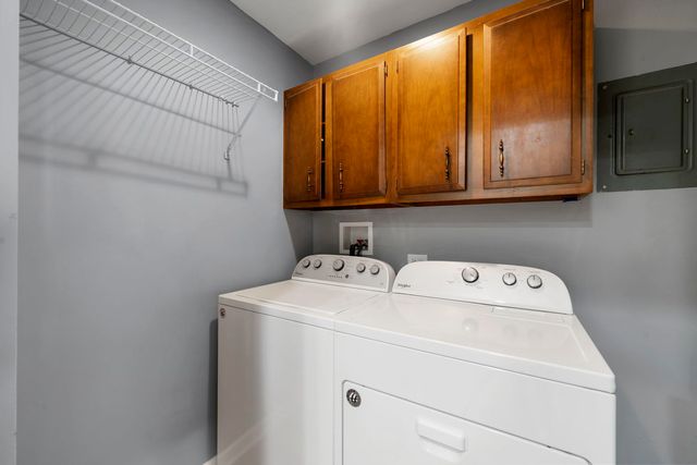 413 Sidney Avenue A, Glendale Heights, IL 60139