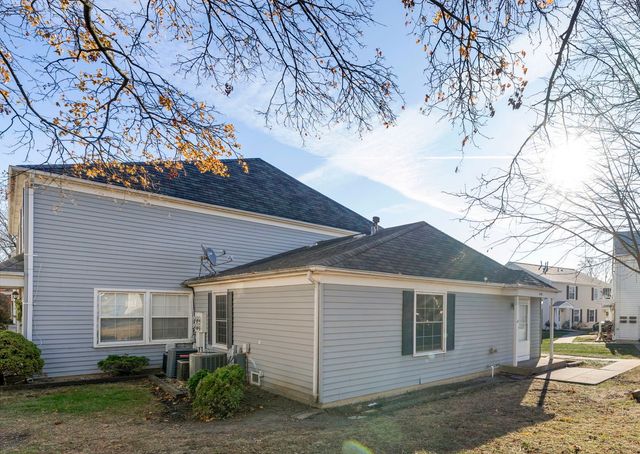 413 Sidney Avenue A, Glendale Heights, IL 60139