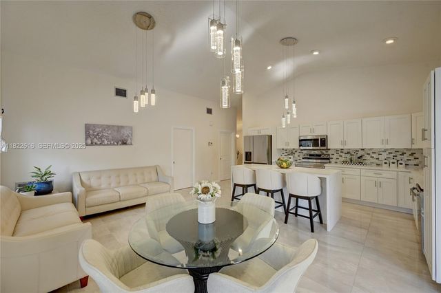 2530 Riviera Drive, Delray Beach, FL 33445
