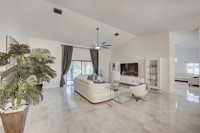 2530 Riviera Drive, Delray Beach, FL 33445