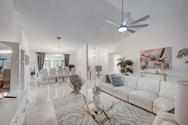 2530 Riviera Drive, Delray Beach, FL 33445