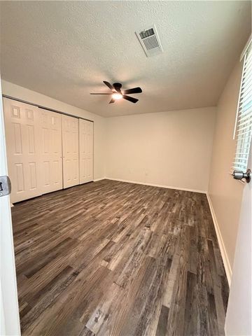 4003 Overland Trail, Snellville, GA 30039