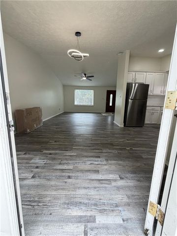 4003 Overland Trail, Snellville, GA 30039