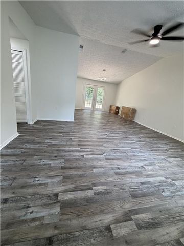 4003 Overland Trail, Snellville, GA 30039