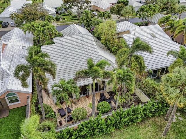 2347 Saratoga Bay Drive, West Palm Beach, FL 33409