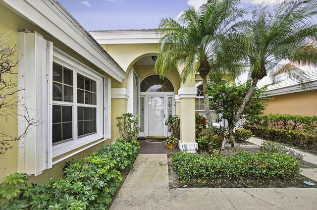 2347 Saratoga Bay Drive, West Palm Beach, FL 33409