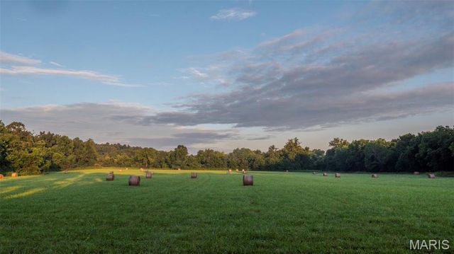 1100 SSR Z, Fredericktown, MO 63645