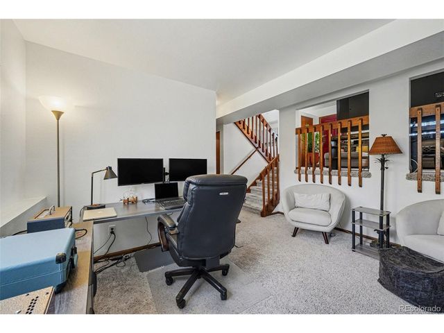 2138 Daley Dr, Longmont, CO 80501